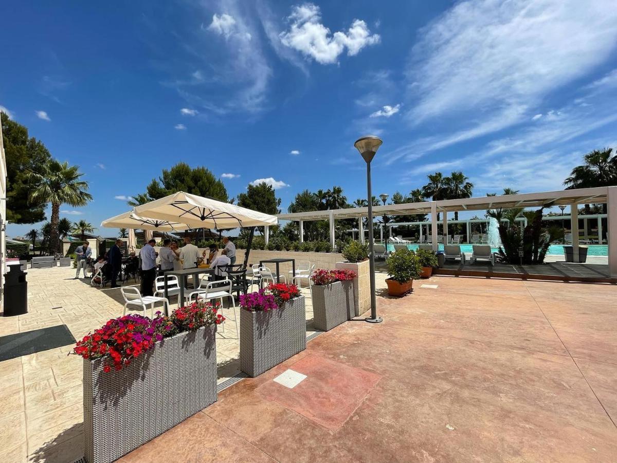 Hotel Masseria Grottella 4*