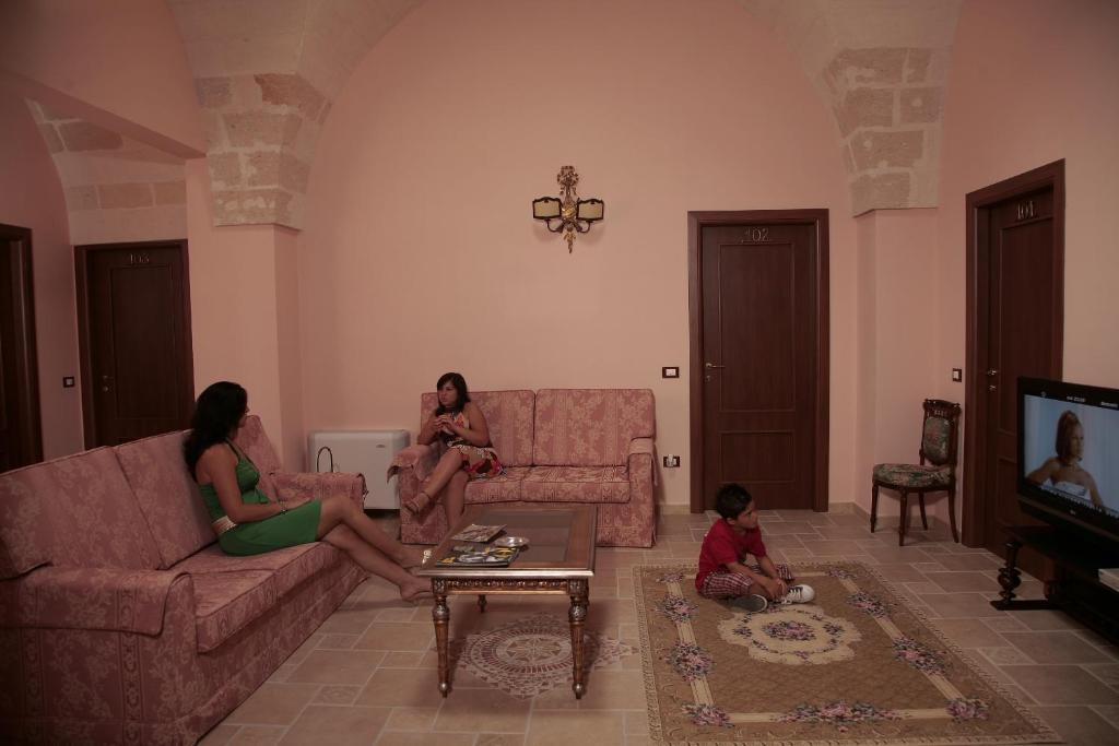 Masseria Grottella Hotel